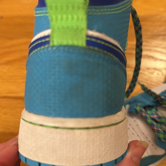 Nike Jordans - Picture 4 of 4